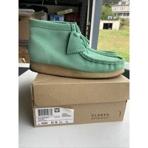 Clarks Originals Wallabee Boots Size 10 in SPEARMINT Color RARE